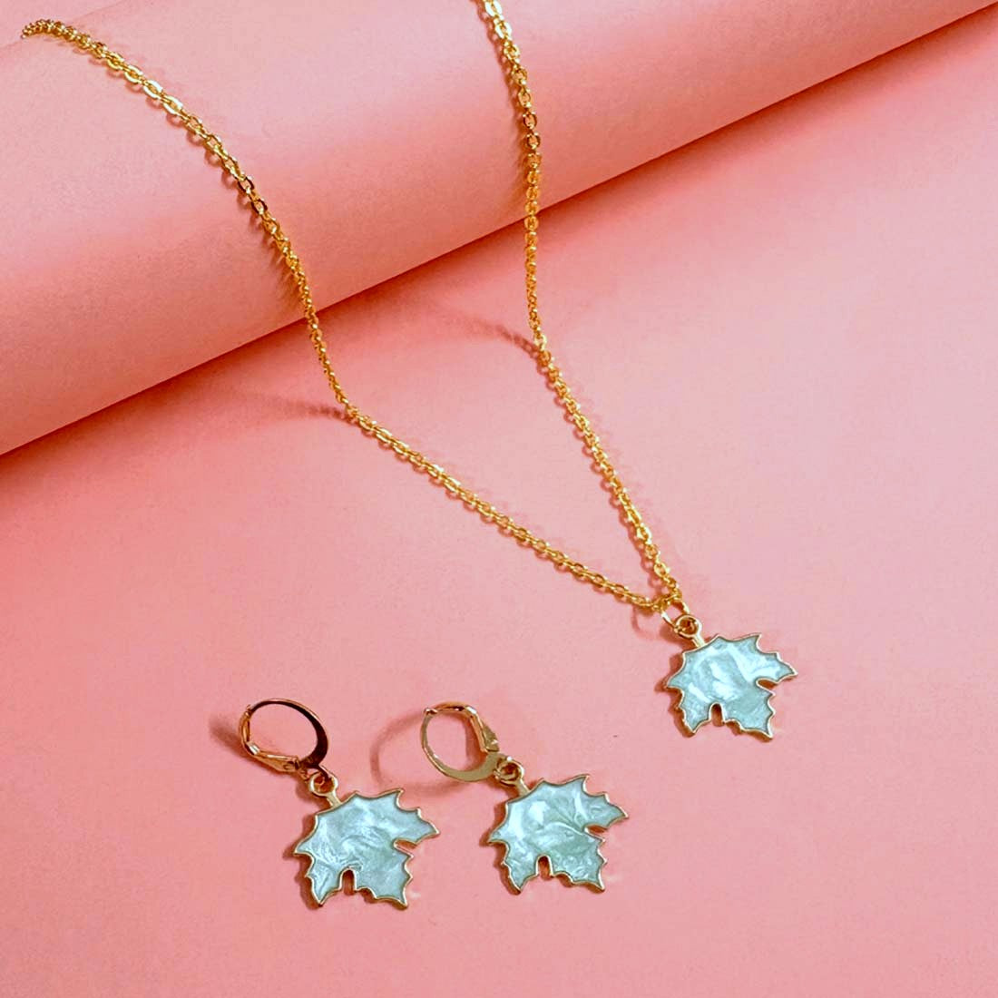Blue Leaf Pendant Charm Necklace Set