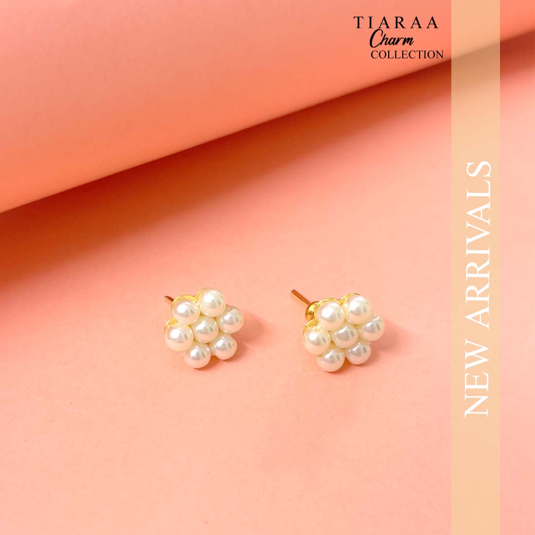 White Pearl Floral Golden Stud Earrings