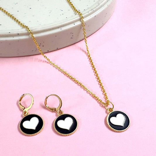 Black White Heart  Pendant Charm Necklace Set